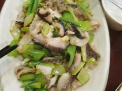 -颜氏双江清水鱼一养身火锅(磁器口店)