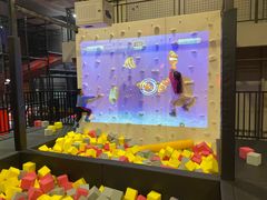 -嗨翻Hi-Fun竞技主题乐园·蹦床亲子生日轰趴(国光1937店)