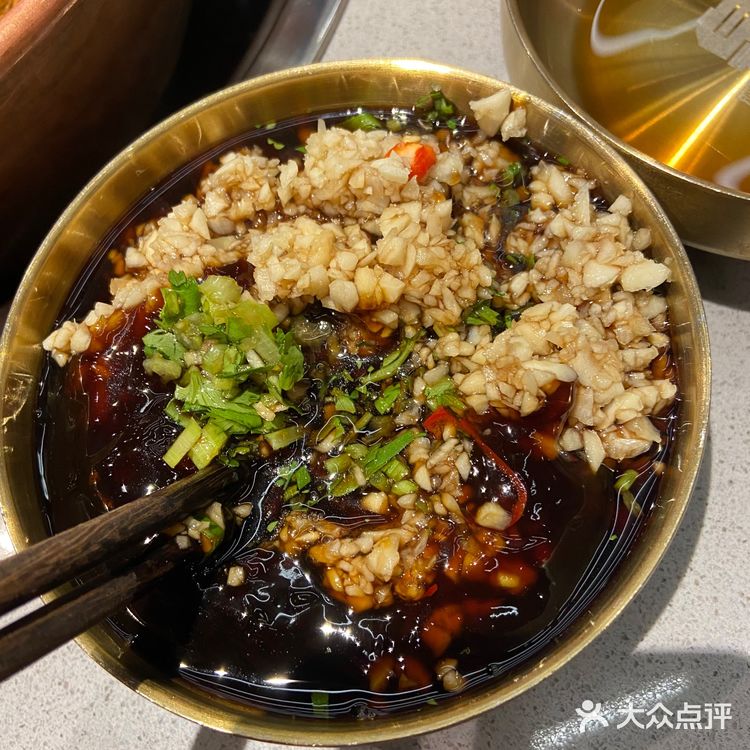 味道真绝了！！羽泉开的火锅店！