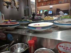 -钱小主·自助回旋烤肉火锅餐厅(东方新天地店)