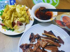 -天发芽·何记葫芦头泡馍·传统小吃(报恩寺街店)