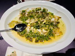 雪菜蒸黄鱼-黄鱼馆Jhouse(外滩店)