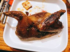 吊炉带皮鸽子-鼎原力量吊炉烧烤主题餐厅(临河街店)
