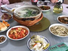 -天乐农家鱼头王(天目湖店)
