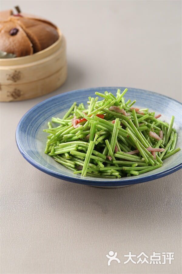 徽忆餐厅咸肉炒芦蒿图片-北京徽菜-大众点评网