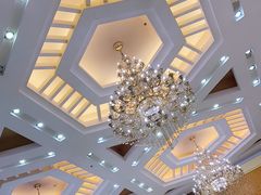 -东豪园林海鲜酒家(南港路辅路店)