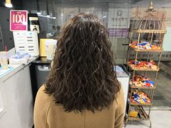-镁连社·美联社