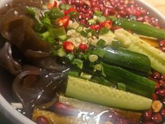 -挂旗柴锅鸡(蚌山区嘉年华店)