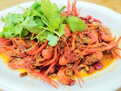 -百味手拨龙虾馆(愚园路店)
