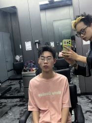 -米可造型烫发染发