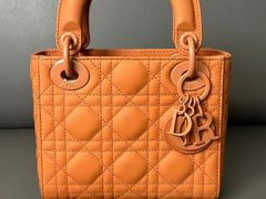 -小飞侠奢侈品回收 寄卖 养护(宝山宝龙广场店)