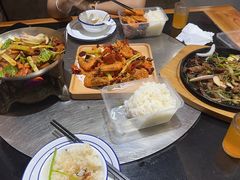 -东北农家院·铁锅炖(莘庄店)