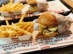 -The Habit Burger Grill 哈比特汉堡(复兴soho店)