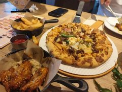 -必胜客(中大银泰店)