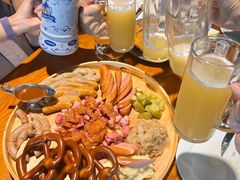 -普兰达德国餐厅·德式脆皮烤猪肘·自酿啤酒(观唐店)