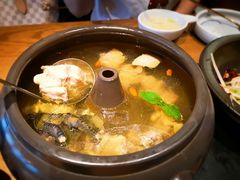 -云海肴·汽锅鸡·云南菜(天山百盛优客店)