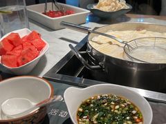 -尚尚仙·酸汤猪手·猪肚鸡火锅(华联万柳购物中心店)