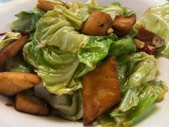 馕炒莲白-汗腾格里·风味餐厅(新疆驻京办店)