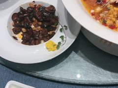 -凤凰园烤鸭店·唐山菜·传承花椒肉(老唐丰路店)