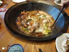 -咱屯子铁锅炖直营店(保利店)