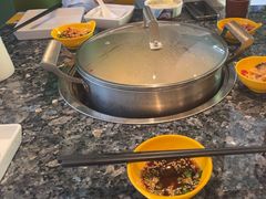 -一席地·本地鸡窝·杭帮鸡火锅(萧山银隆百货店)