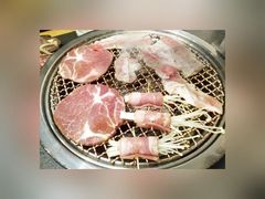 五花肉卷金针菇-御江山炭火自助烤肉