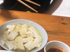 蘸水豆花-侯记双流蘸水肥肠(阆中店)