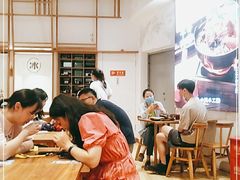 大堂-小满手工粉(上海月星环球港店)