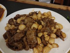 黑蒜子牛肉片-清真宏玉祥黄门脸餐厅(华荫东里店)