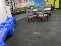 -正佳冰河湾真冰滑冰场