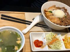 大碗过瘾双拼-熊吞·大碗丼烧肉饭(西市场嘉华店)