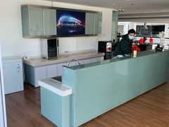 -上海星瀚奔驰4S店(红柳路店)