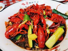 -小鳌陪你小排档·四季小龙虾·田鸡·宵夜(中央第五街店)