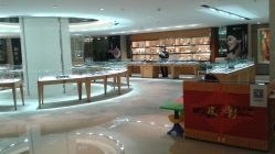 -北京七彩云南翡翠珠宝旗舰店(月坛店)