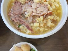 -一间楼牛羊肉泡馍馆(东一路店)
