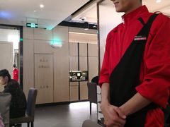 服务超级好，非常专业敬业的帅哥-海底捞火锅(连城广场店)