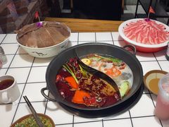 -伍师兄市井火锅(东部星悦天地店)