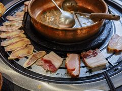 -阿山卓·野生菌火锅·纳西火塘烤肉