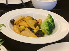 鲍汁鲜菌玉子豆腐-泛太平洋大酒店·海天楼中餐厅·粤菜