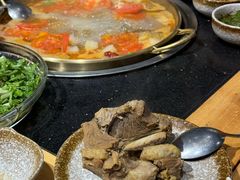 -顶顶汤火牛排火锅·经典铜锅涮肉