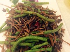 -闫府私房菜(经四路万达店)