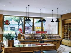 -宝丽眼镜(湖墅店)