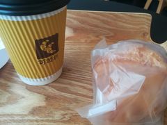 -可颂坊(中心书城店)
