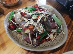 -卡拉农庄 正宗斗鸡肉