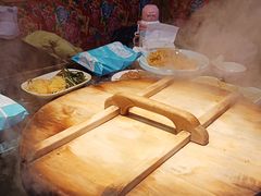 -鱼窝棚柴火铁锅炖(富山屯店)