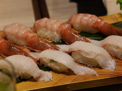 蝶鱼寿司-梅丘·寿司の美登利(银座店)