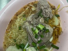 -榮泰米粉湯(Left Shop)