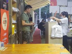 大堂-沪西老弄堂面馆(定西路店)