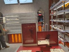 -MUJOSH木九十眼镜(月星环球港B1店)