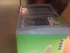 -涨巢·潮玩水疗局